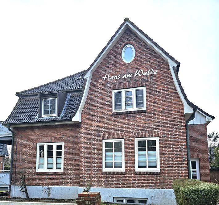 Ganze Wohnung, Ferienwohnung Haus am Walde Og: Balkon, Wlan, 380 m zum Strand in Nordfriesische Inseln (Schleswig-Holstein) (Schleswig-Holstein), Wyk auf Föhr