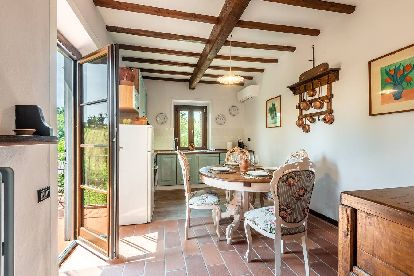 Ganze Wohnung, Ferienwohnung 'Uva' mit privatem Pool, Wlan und Klimaanlage in San Gimignano, Siena Provinz