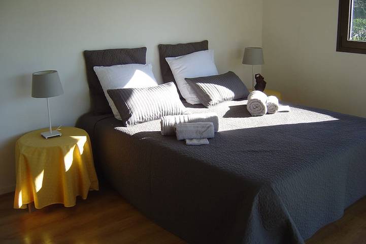 Location de vacances pour 12 personnes, avec balcon et jardin à Saint-Sulpice-et-Cameyrac - 2