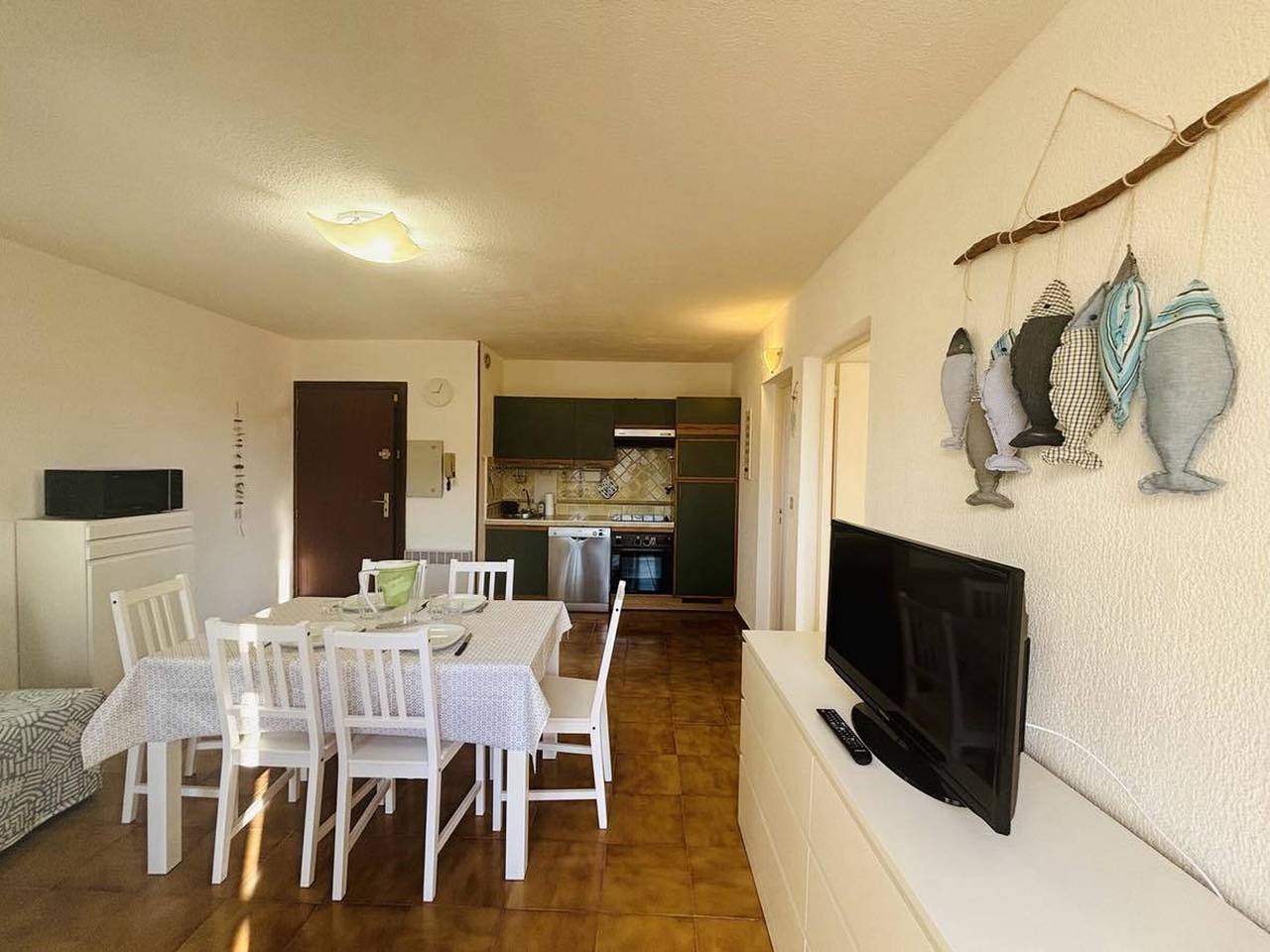 Appartement entier, Appartement 2 pièces avec terrasses à 650m de la plage, parking privatif inclus - L'Île-Rousse in L'Île-Rousse, Région de Calvi