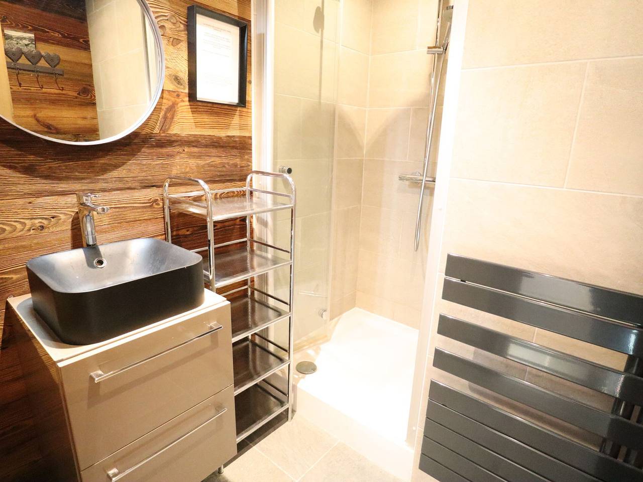 Entire apartment, Apartment with balcony at the foot of the slopes, Les Gets in Les Gets, Les Portes du Soleil
