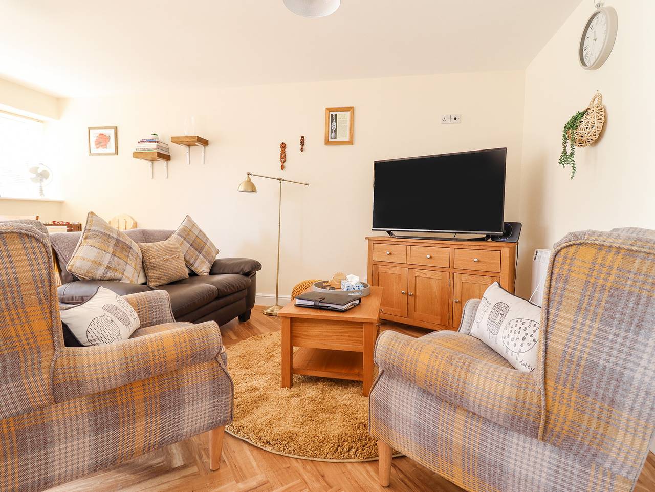 Varley Villa in Newtown (Powys), Powys