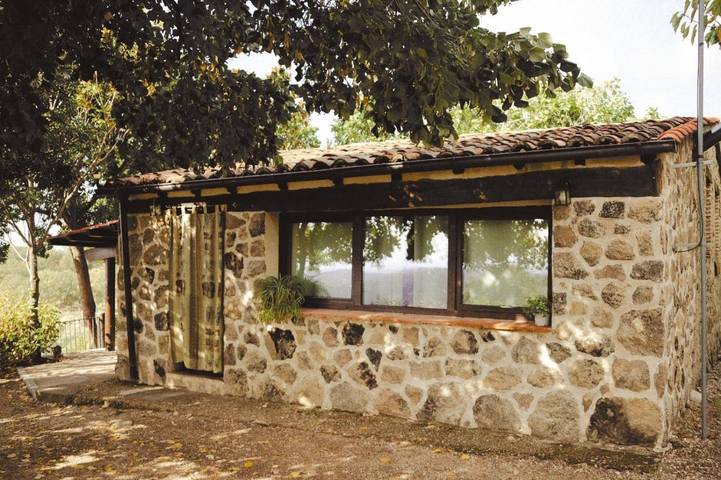 Casa rural para 4 personas, con terraza y piscina además de vistas al lago y jardín en La Vera - 3