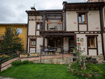 Casa rural para 8 personas, con jardín y terraza, Familias con niños en Frías