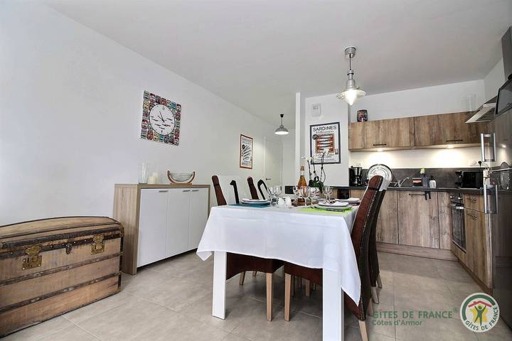 Gîte pour 4 personnes, avec Terrasse ainsi que Jardin et Vue à Saint-Quay-Portrieux - 3