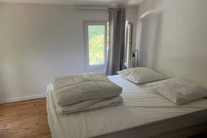 Location de vacances pour 12 personnes, avec jardin et terrasse à Sumène - 3