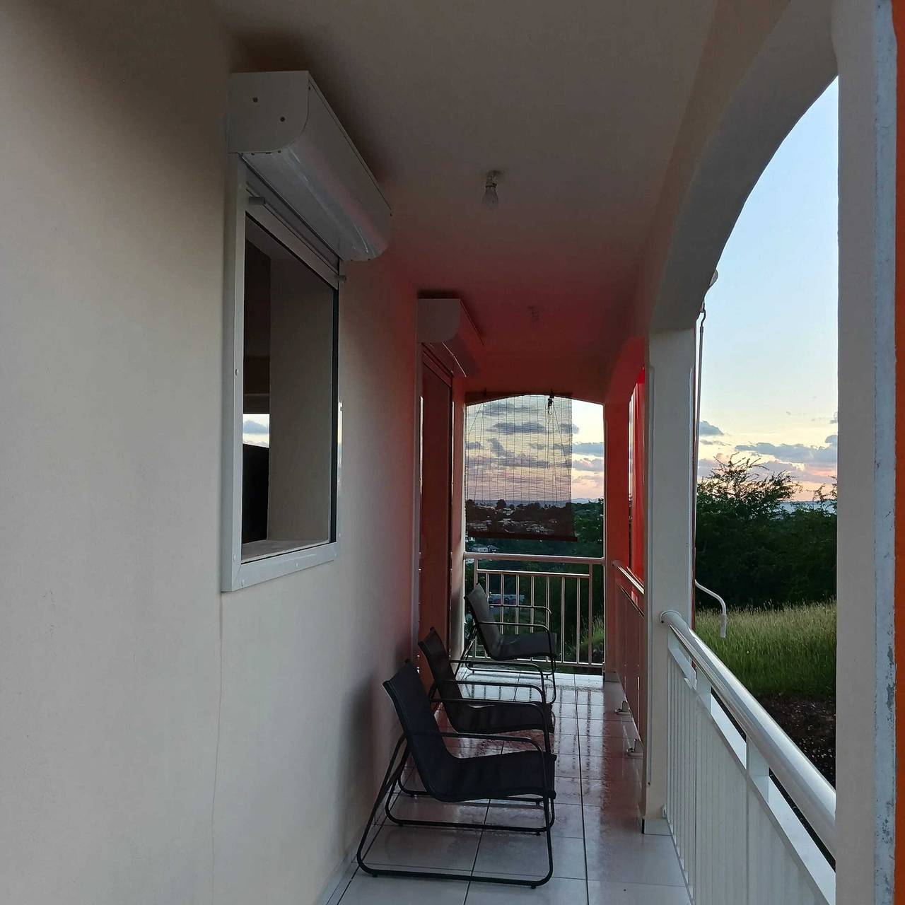 Encantadora casa de vacaciones con vista al mar en Le Gosier in Le Gosier, Guadalupe