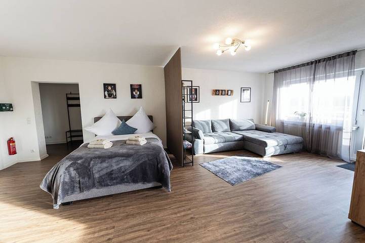 Ganze Wohnung, 120m²  Penthouse in Lahr Europa Park - Straßburg - Colmar bis 11 Personen in Lahr, Mittlerer Schwarzwald