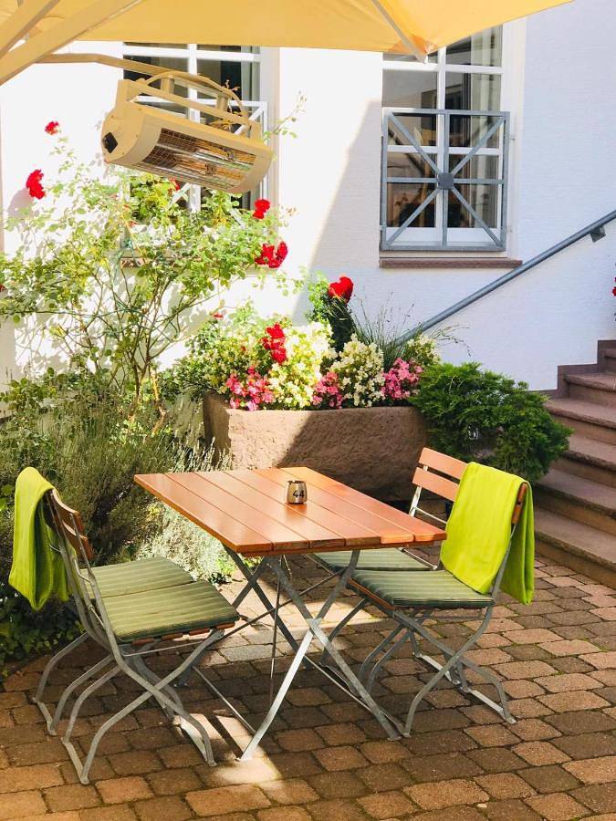 Hotel für 3 Personen, mit Terrasse und Garten sowie Sauna in Beverungen - 4