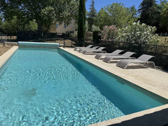 Villa pour 12 personnes, avec Balcon ainsi que Jardin et Piscine