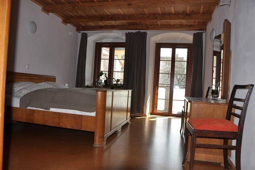 Ganze Wohnung, Die gute Stube, Deutschland in Görlitz, Oberlausitz-Niederschlesien