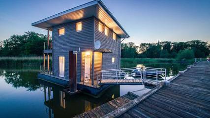 Boot für 2 Personen, mit Balkon und Seeblick sowie Ausblick in Krummin