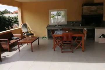 Location de vacances pour 8 personnes, avec balcon à Pia