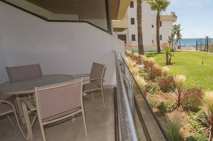 Ferienwohnung für 4 Personen, mit Pool und Balkon - 1