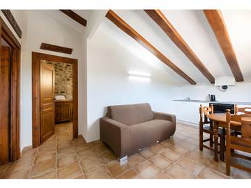 Casa Rural para 45 Personas en Vilademuls, Provincia de Gerona, Foto 4