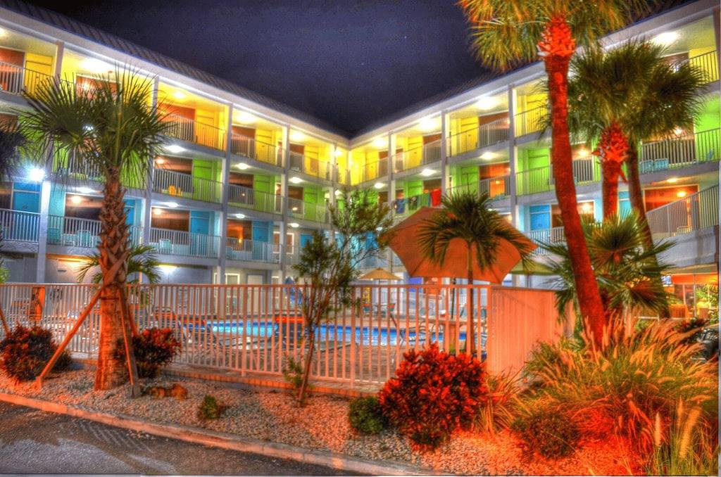 Apartment for 4 Guests in Clearwater Beach Island, Clearwater