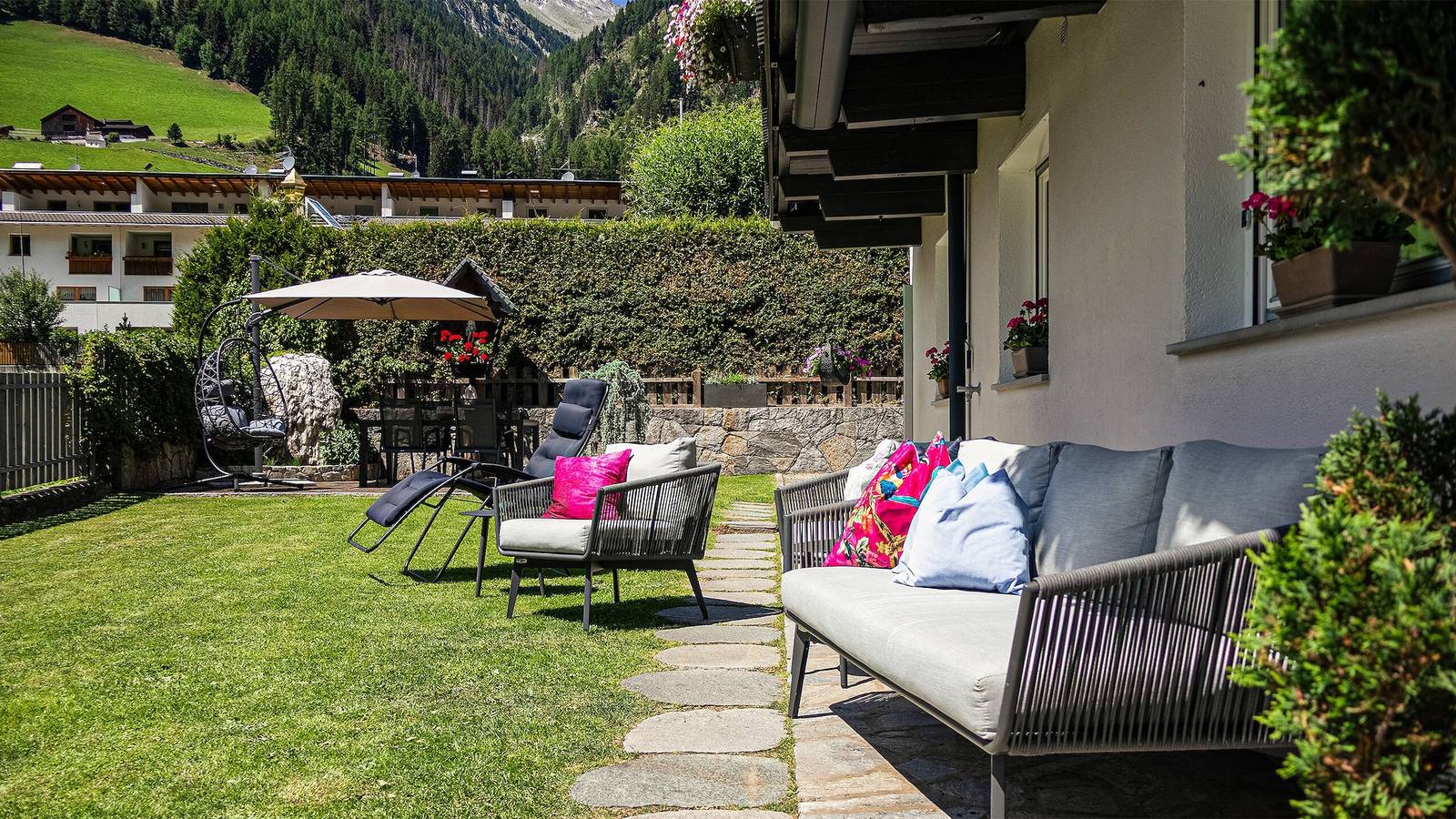 Ganze Wohnung, Apartment Residence Lärchwiese mit Bergblick, Gemeinschaftsgarten und Wlan in San Giacomo, Ahrntal