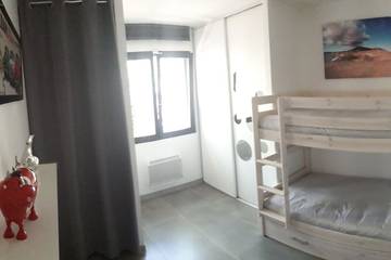 Villa per 4 Persone in Joyeuse, Massiccio Centrale, Foto 2