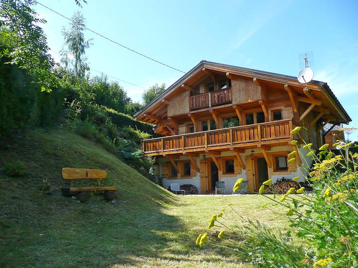 Location de vacances pour 8 personnes, avec Balcon ainsi que Terrasse et Jardin à Saint-Gervais-les-Bains