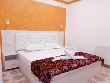 Gîte pour 2 personnes, avec terrasse dans Mangalia