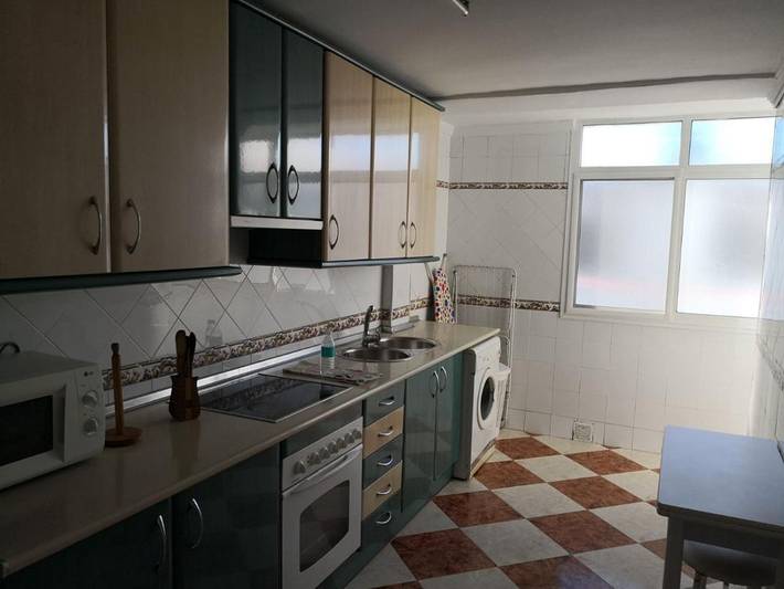Apartamento de vacaciones para 6 personas, con balcón y vistas - 1