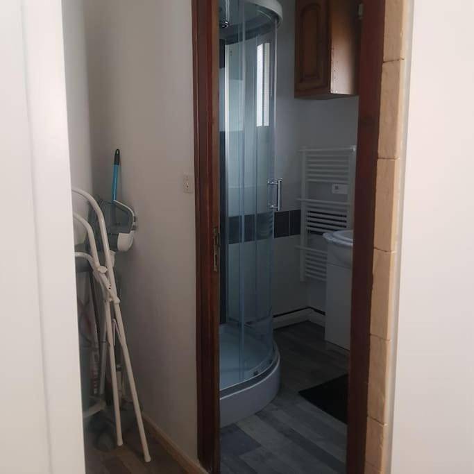 Three-Bedroom House in Beaulieu-sur-Loire, Région de Montargis
