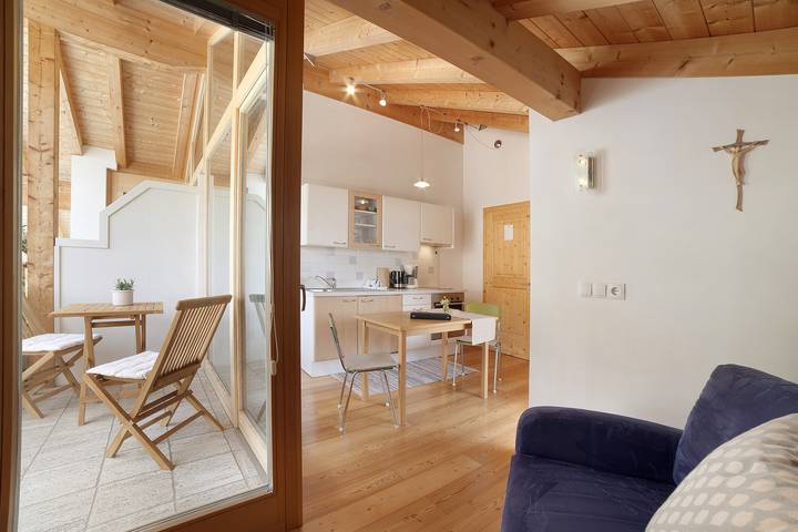 Ganze Wohnung, Ferienwohnung "Zwick Valmeina" mit Panoramablick, Balkon und Gemeinschaftsgarten in Burgeis, Mals