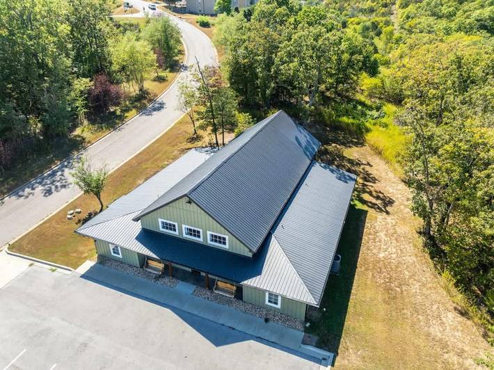 Vacation house for 16 people in Missouri