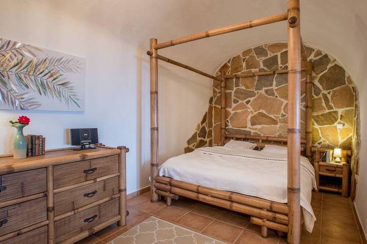 Gîte pour 4 personnes, avec piscine et terrasse, animaux acceptés à Santa-Reparata-di-Balagna - 2