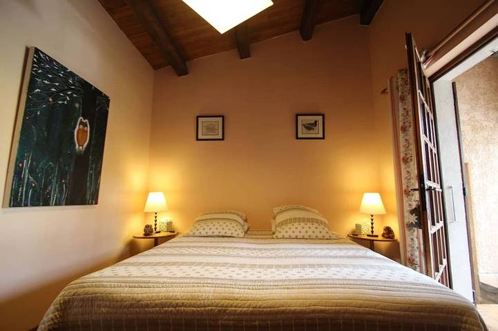 Location de vacances pour 2 personnes, avec piscine ainsi que jardin et terrasse à Gagnières - 2