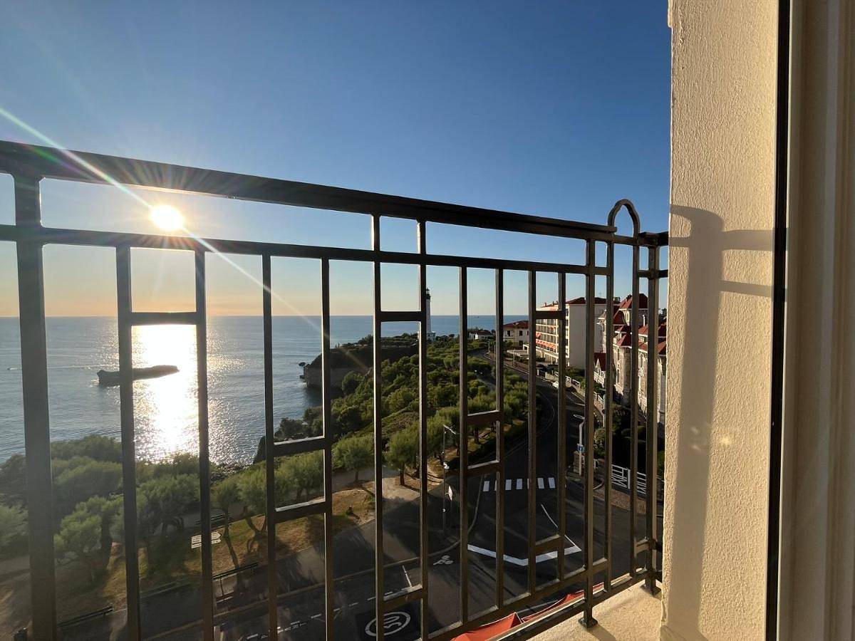 Appartement entier, Studio Résidence Régina et golf vue mer in Le Phare (Biarritz), Biarritz