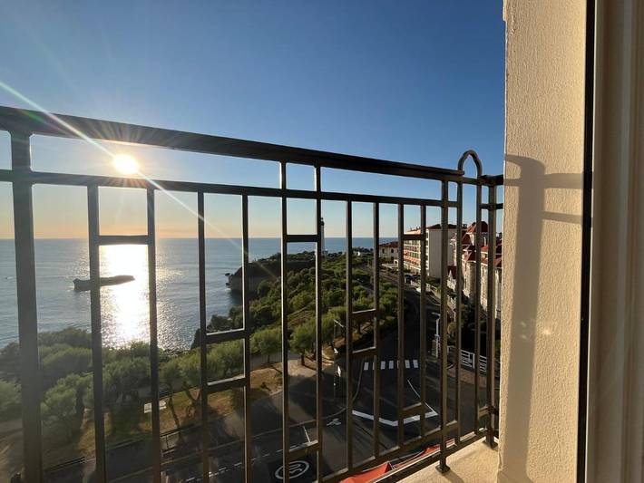 Gîte pour 2 personnes, avec vue dans Le Phare (Biarritz) - 2