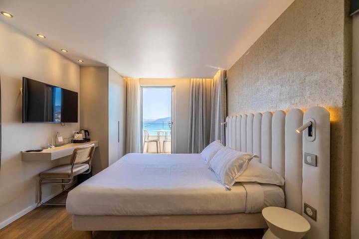 Hôtel pour 2 personnes, avec terrasse à L'Île-Rousse - 3