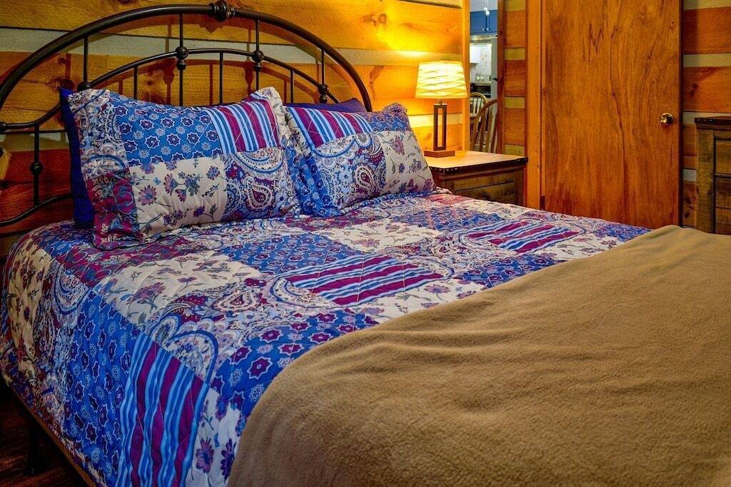 Cozy Creekside Cabin, 3.6mi to National Park, 257 Black Mash in Blount County