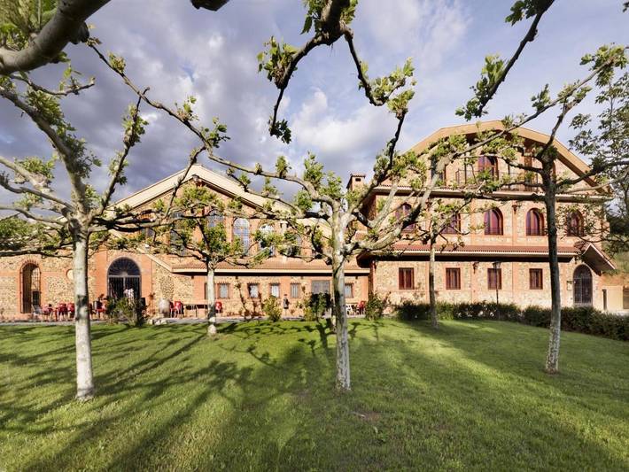 Casa rural, con Balcón y Terraza además de Jardín y Vistas en Cebrones del Río - 4