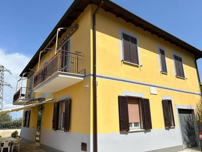 Appartamento vacanze per 5 persone, con panorama e giardino, con animali domestici - 1