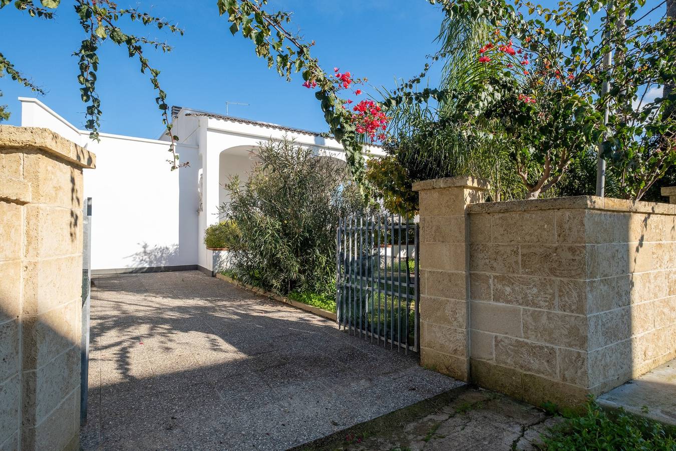Casa Vacanze 'Villa Cala Azzurra Porto Cesareo' con Giardino Privato e Aria Condizionata in Scala di Furno, Porto Cesareo