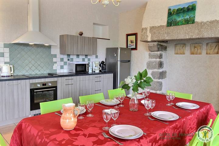 Gîte pour 8 personnes, avec terrasse à Pédernec - 2