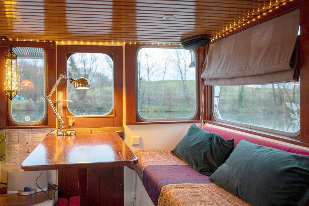 Bateau péniche au coeur de Lille in Lille, Région de Lille