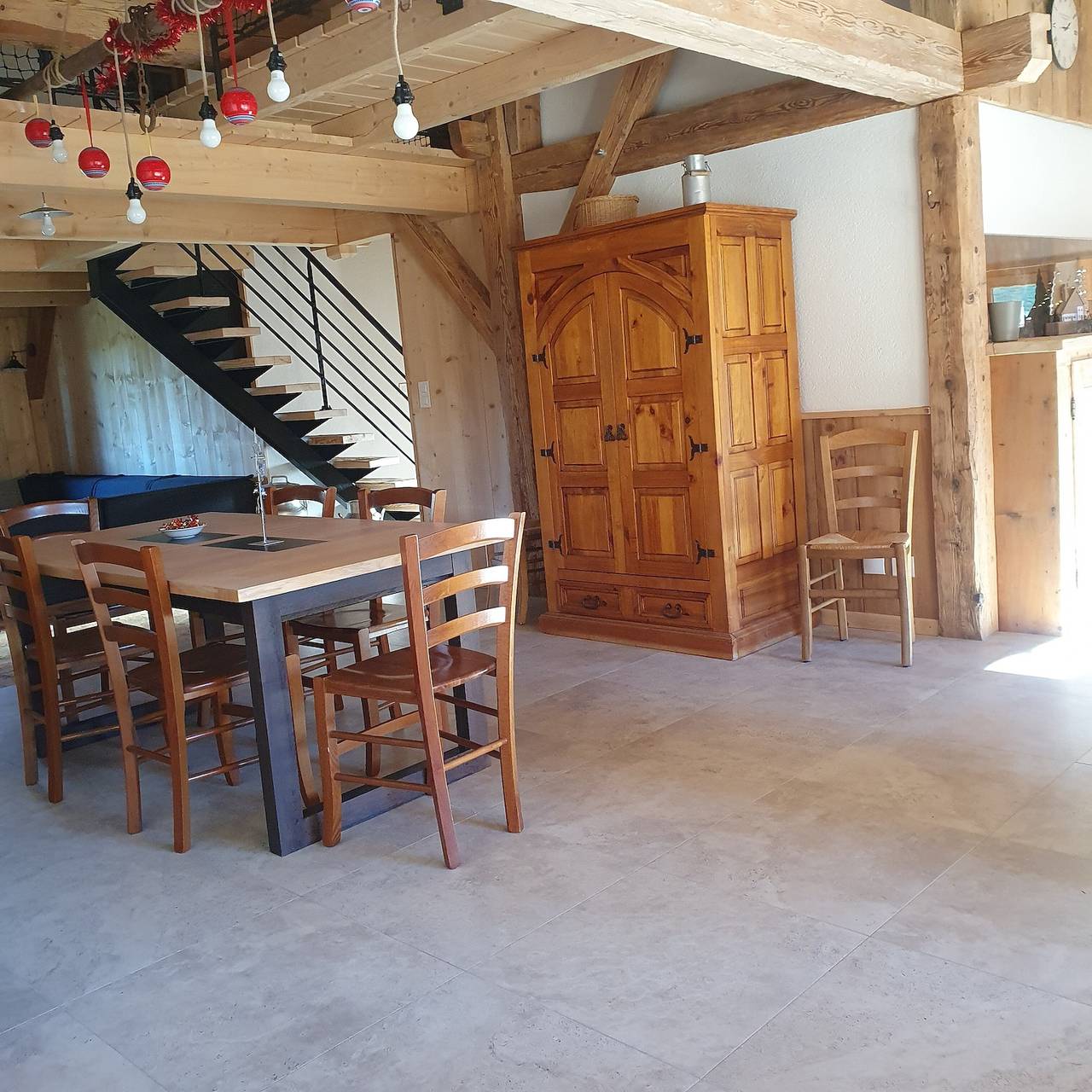 Ferienhaus 'La Petite Grange' mit Bergblick, privater Terrasse und Wlan in Val de Morteau, Französischer Jura