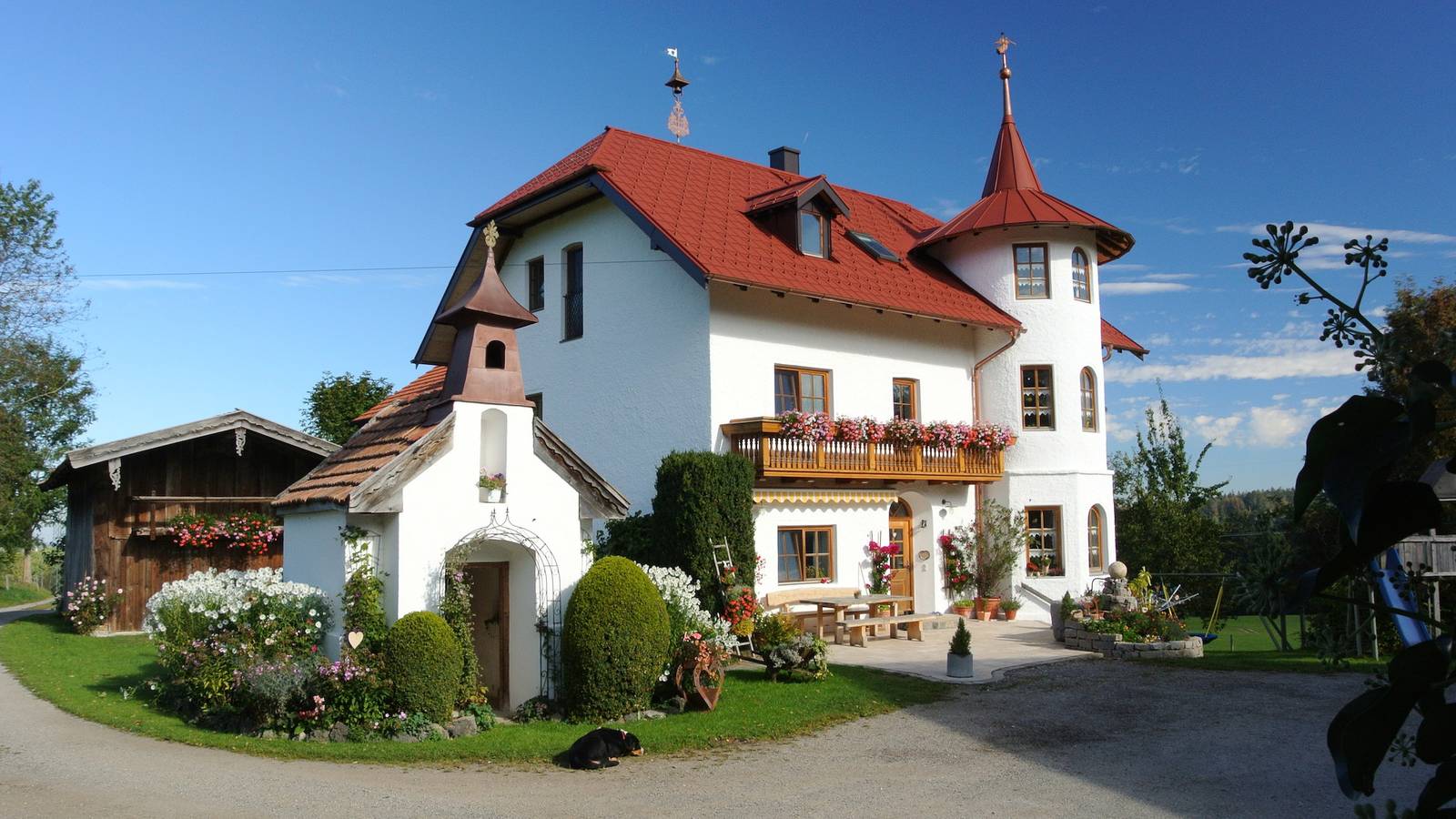 Ganze Ferienwohnung, Holzleitnerhof - Ferienwohnung »Stadtblick« 50m², 2 Personen, Nichtraucher, Balkon, W-Lan in Traunstein, Chiemsee