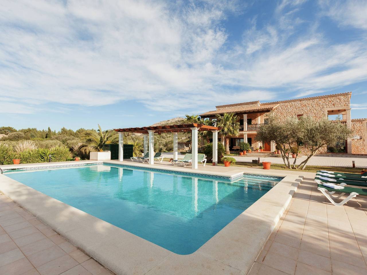 Casa en Alcudia con piscina y vistas al mar in Alcúdia, Mallorca Norte