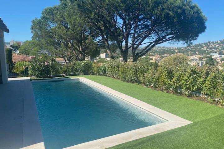 Villa pour 6 personnes, avec jardin et piscine à Sainte-Maxime