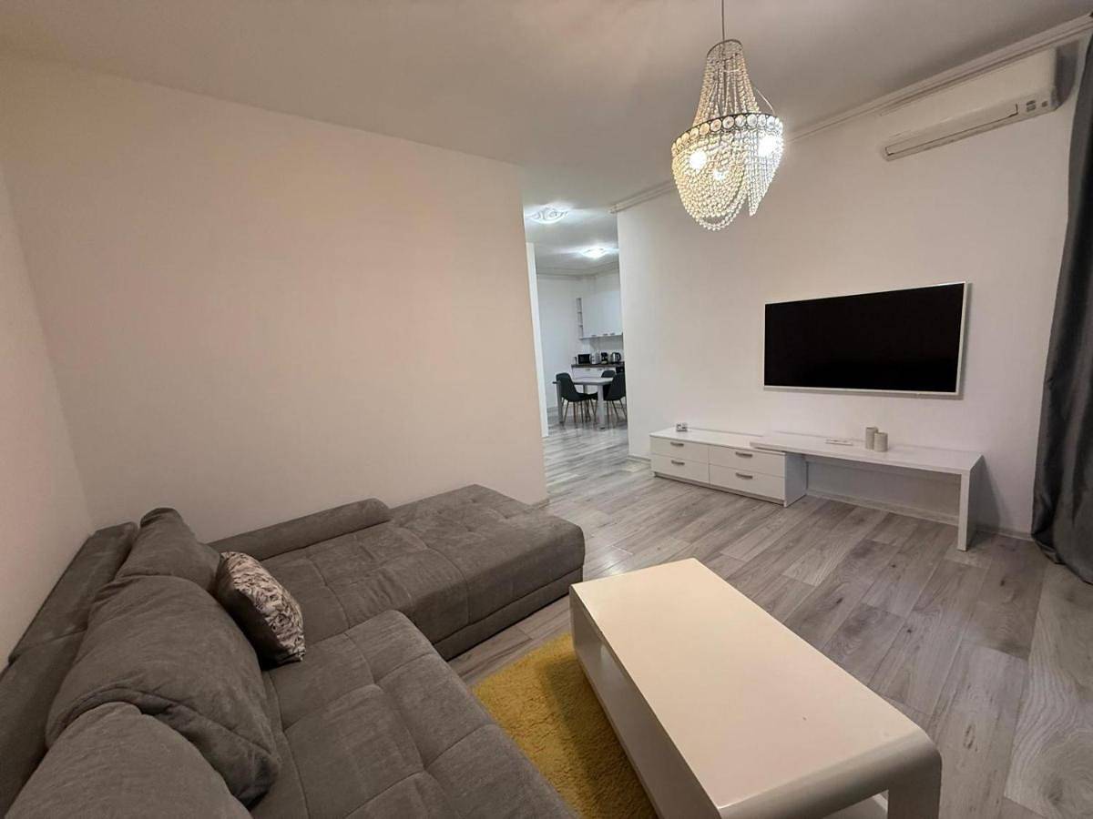 Entire apartment, Luxury Pipera in Ilfov