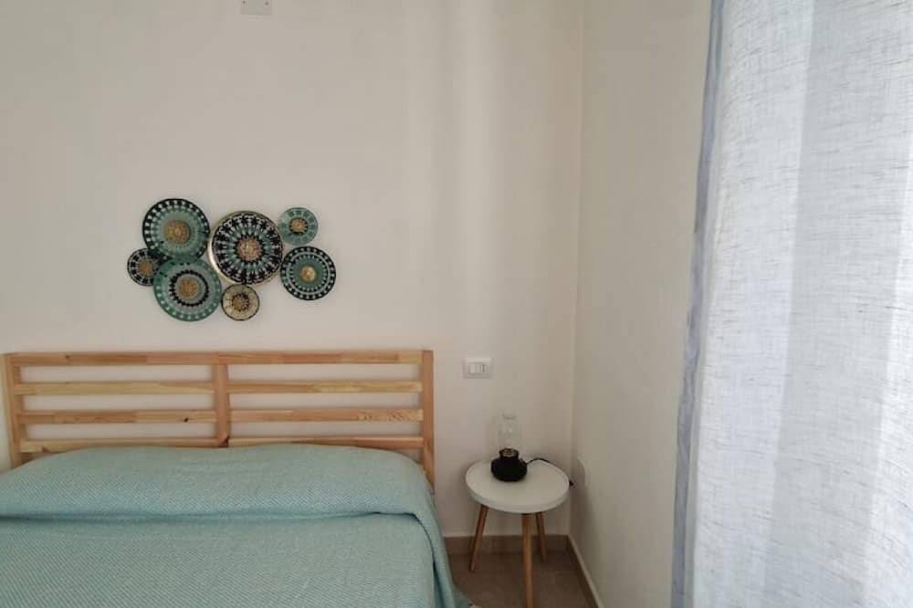 Appartamento intero, Vista mare, a piedi in spiaggia, apt. \"Scirocco\". in Portoscuso, Provincia di Carbonia-Iglesias