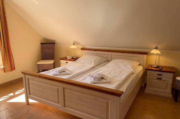 Ferienhaus für 6 Personen, mit Terrasse und Sauna sowie Garten in Zingst - 2