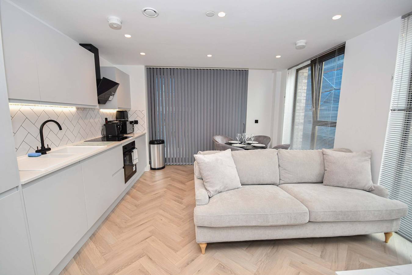 Ganze Wohnung, Modern 2Br Flat with Balcony in Central Manchester in Manchester, Greater Manchester