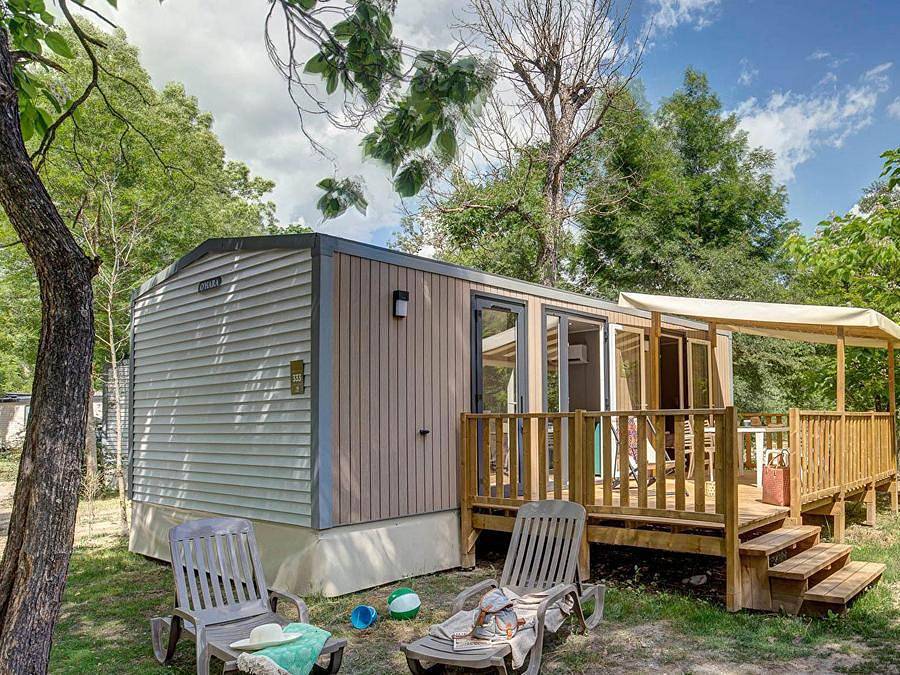 Camping Sandaya - Les Péneyrals - Mobilhome 4 personnes - Cottage Privilège Plus Tv Lv Clim - 2 Ch / 2 Sdb - 4 pers in Saint-Crépin-et-Carlucet, Périgord Noir