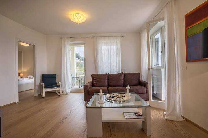 Vakantiewoning voor 6 personen, met uitzicht op het meer en tuin, met huisdier in Tignale