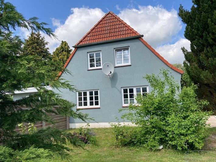 Ferienhaus für 8 Personen, mit Terrasse und Pool sowie Garten